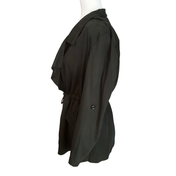 Revolve Cupcakes and Cashmere Army Jacket women’s sz medium olive green casual - Picture 4 of 15